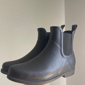 Chelsea Rain boots